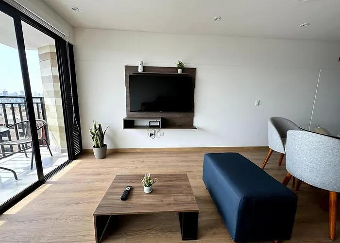 Luxury Apartment With Sky & Ocean View